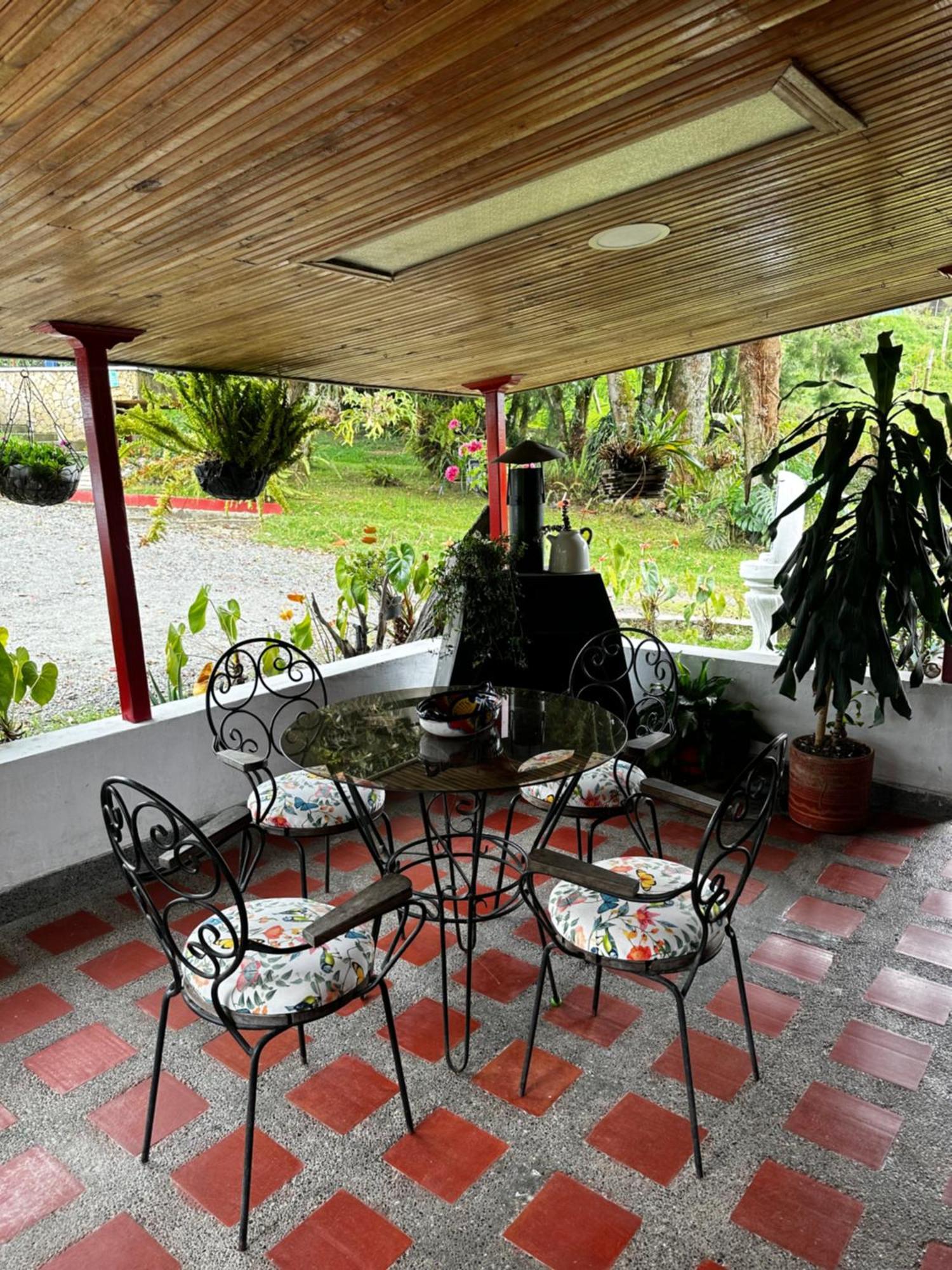 Finca La Toscana El Manzano  Exteriör bild
